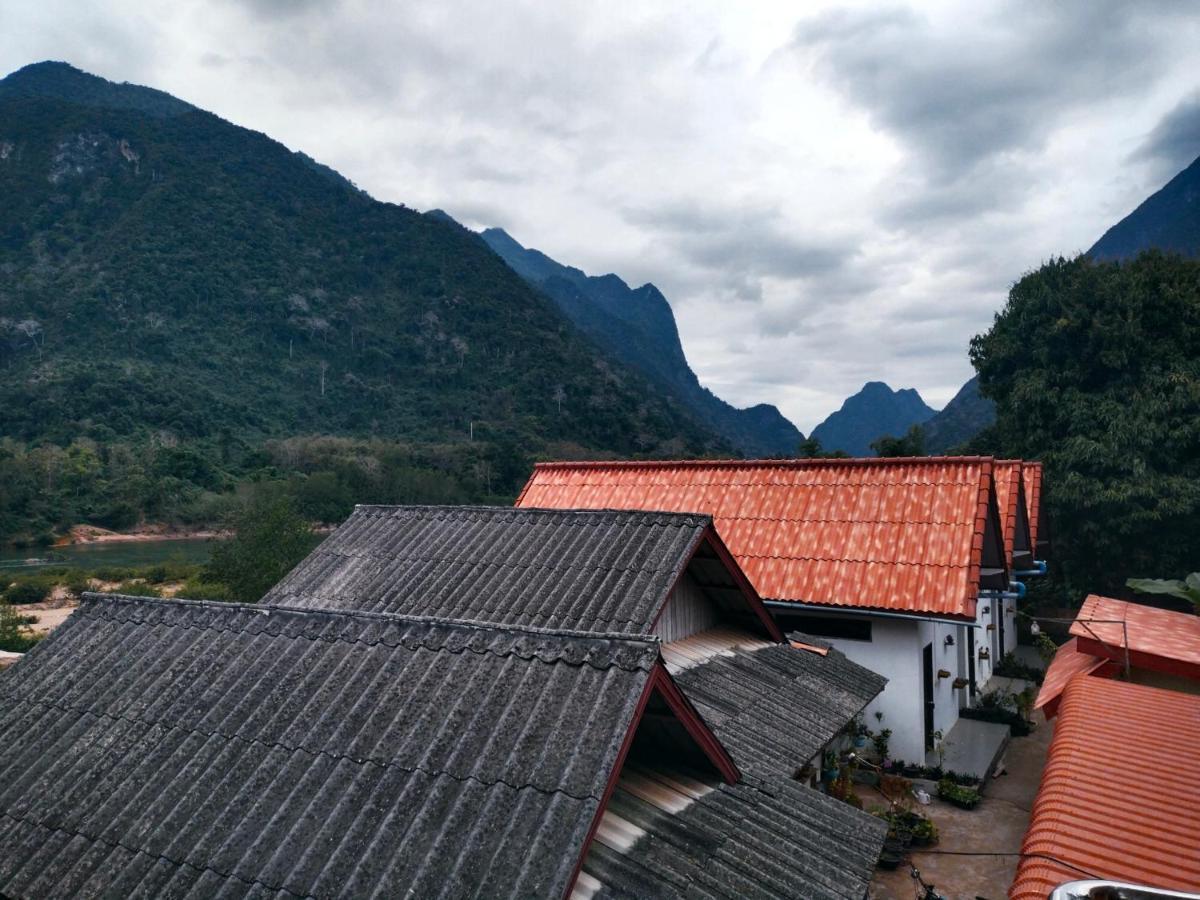 Pdv Guesthouse Muang Ngoi Exterior photo