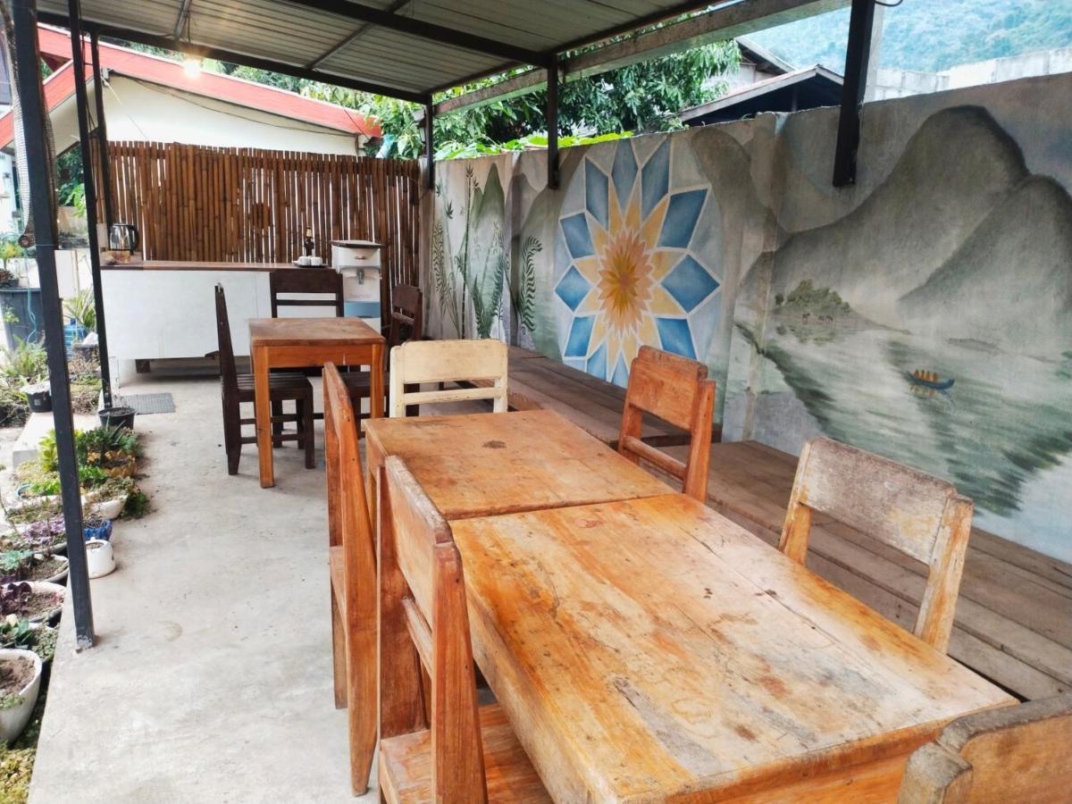 Pdv Guesthouse Muang Ngoi Exterior photo
